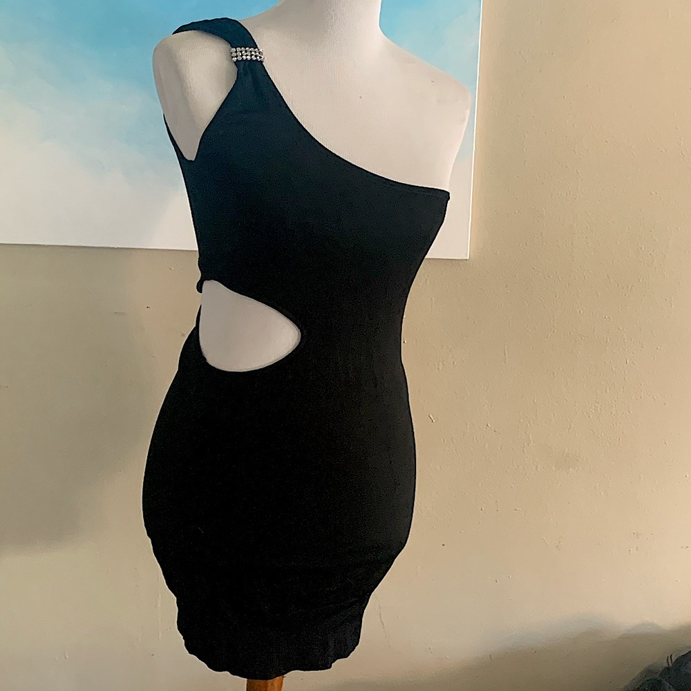 ⭐️BEBE⭐️ mini cutout dress